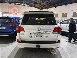 تۆیۆتا لاند کروزەر